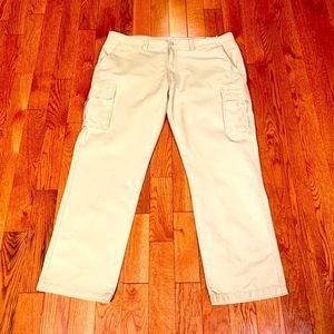 NWT ST JOHNS BAY BRITISH KHAKIS 42x32